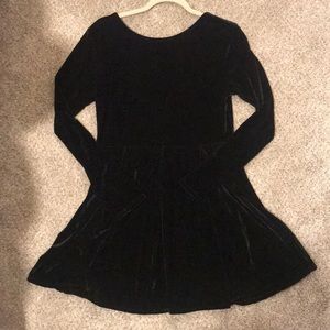 Black velvet long sleeve dress